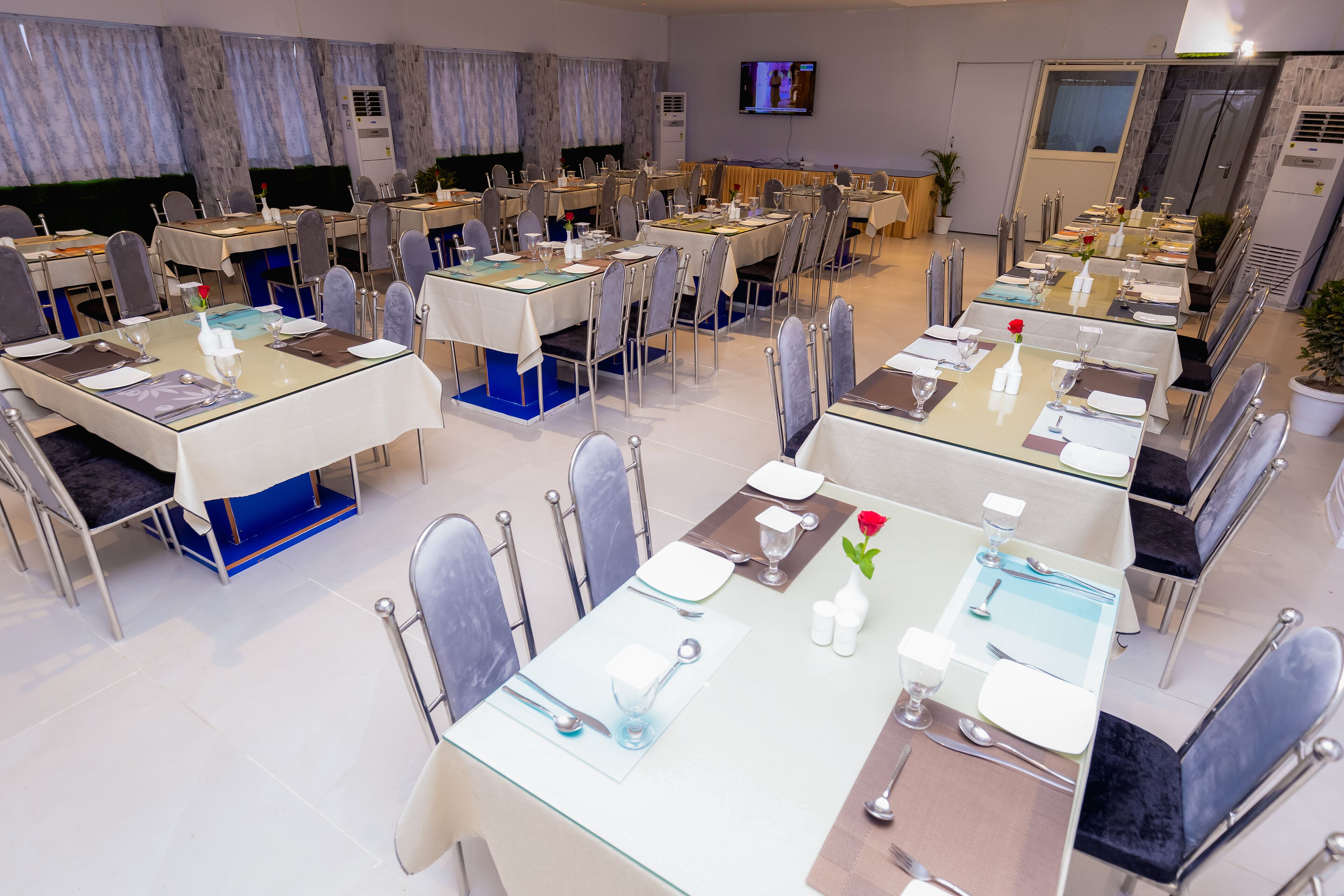 Rosewood Luxury Hotel