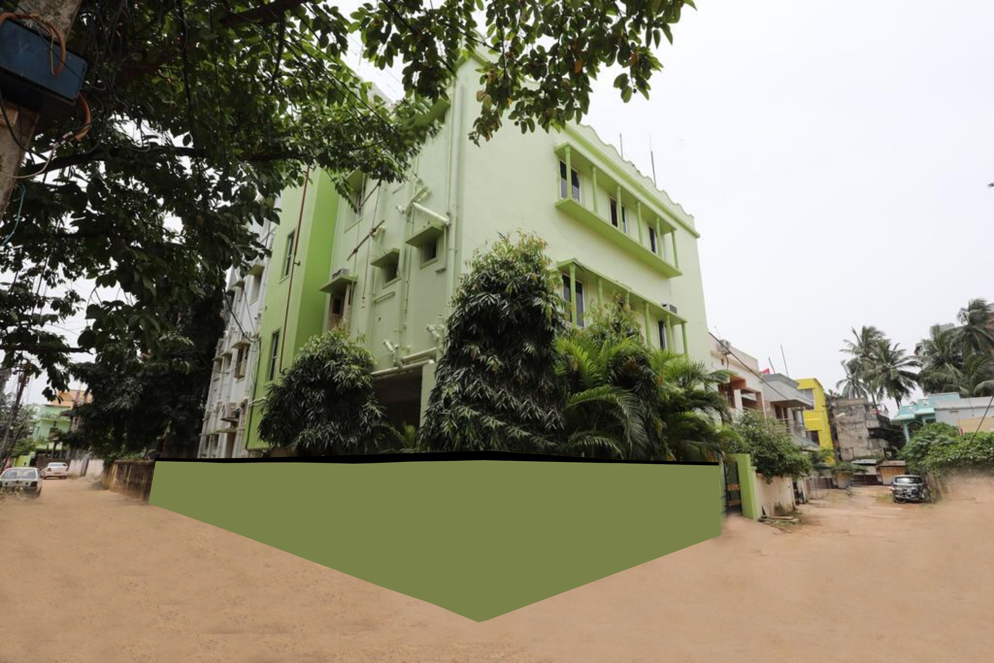 Star Inn by Goroomgo