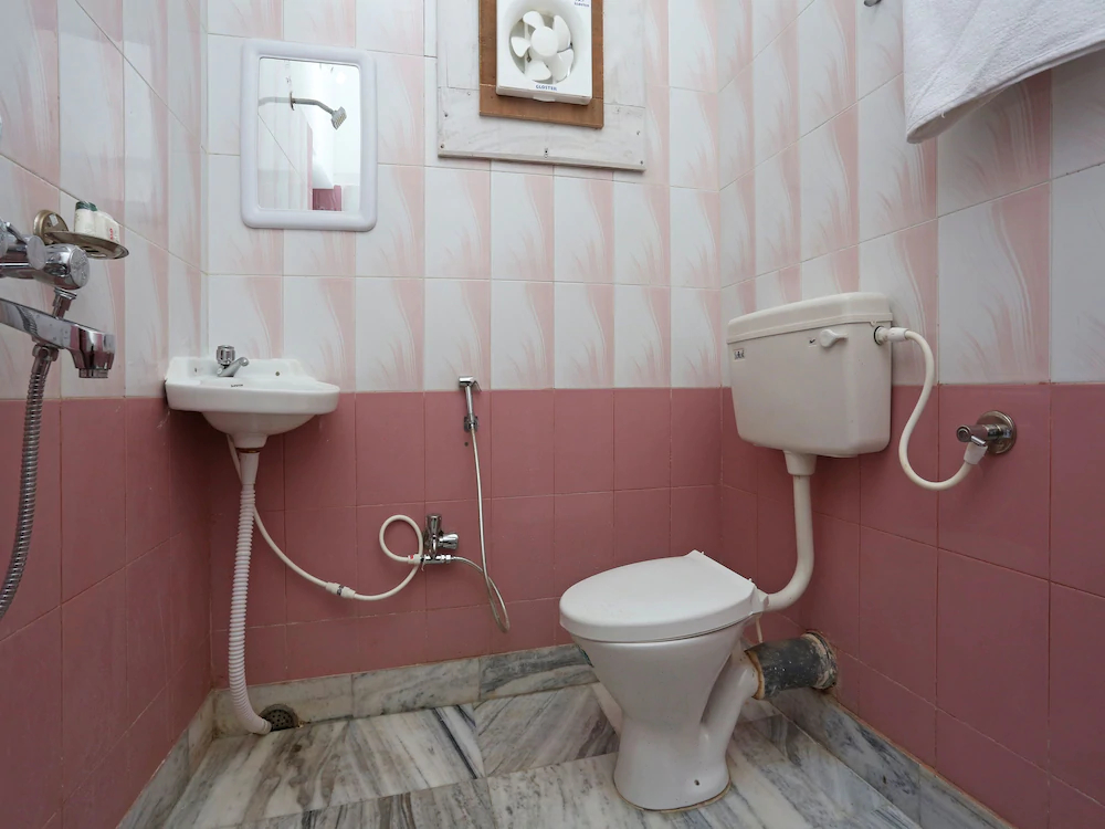 OYO 10512 Shivaas Royal