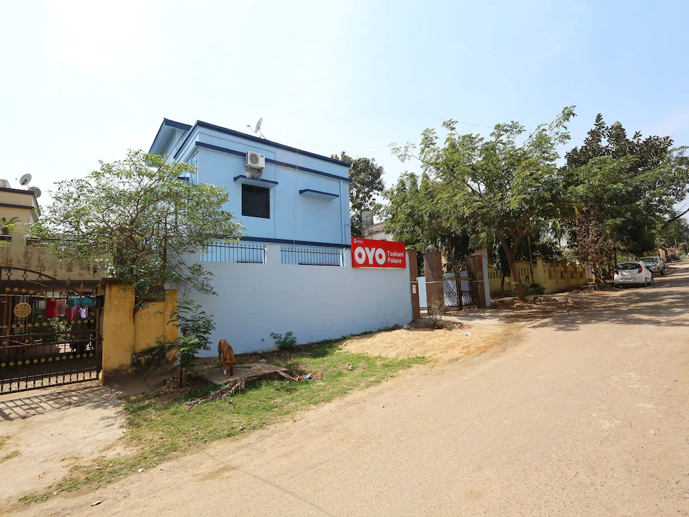 OYO 10512 Shivaas Royal