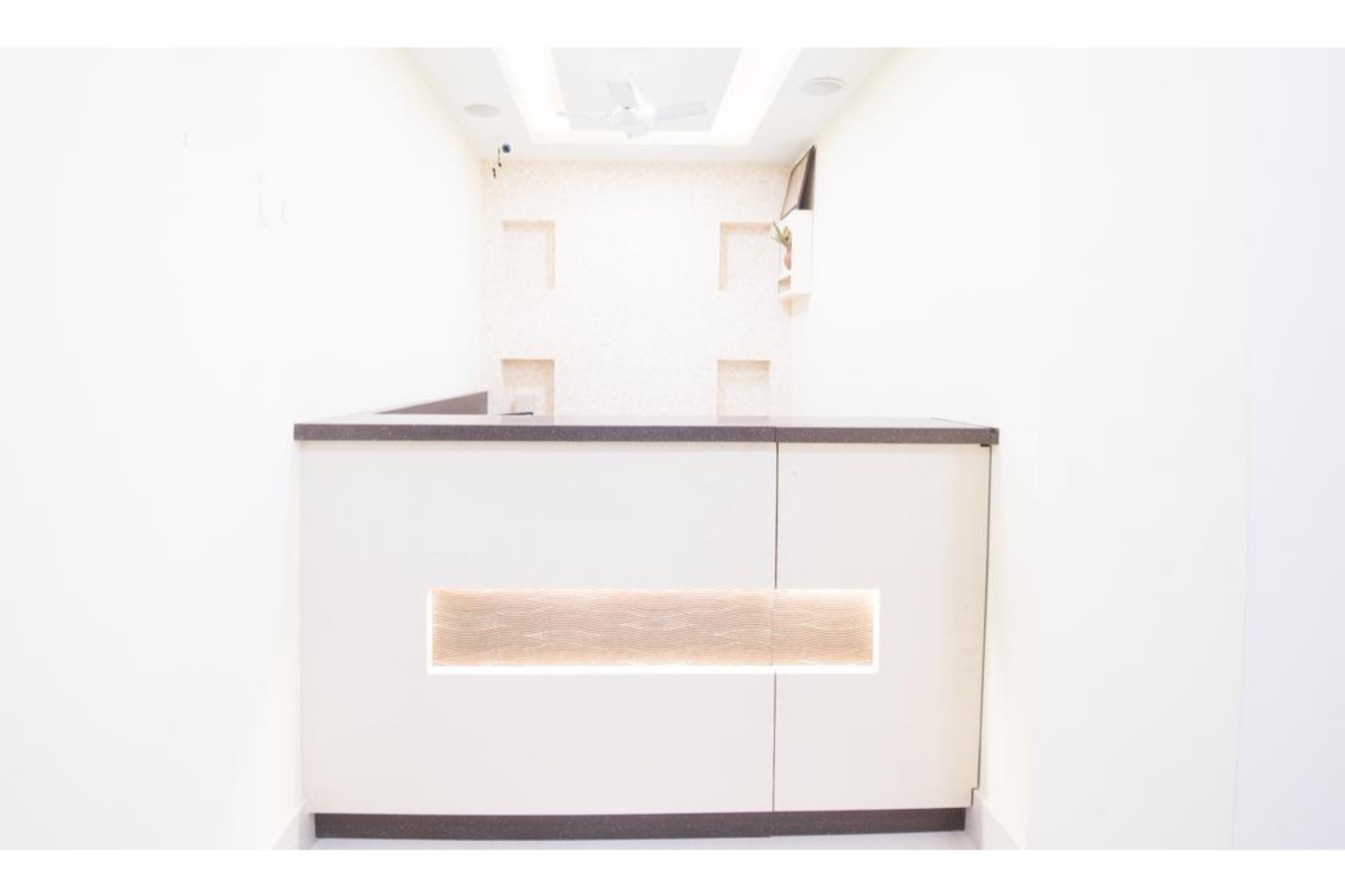 Treebo Trend Kings Court