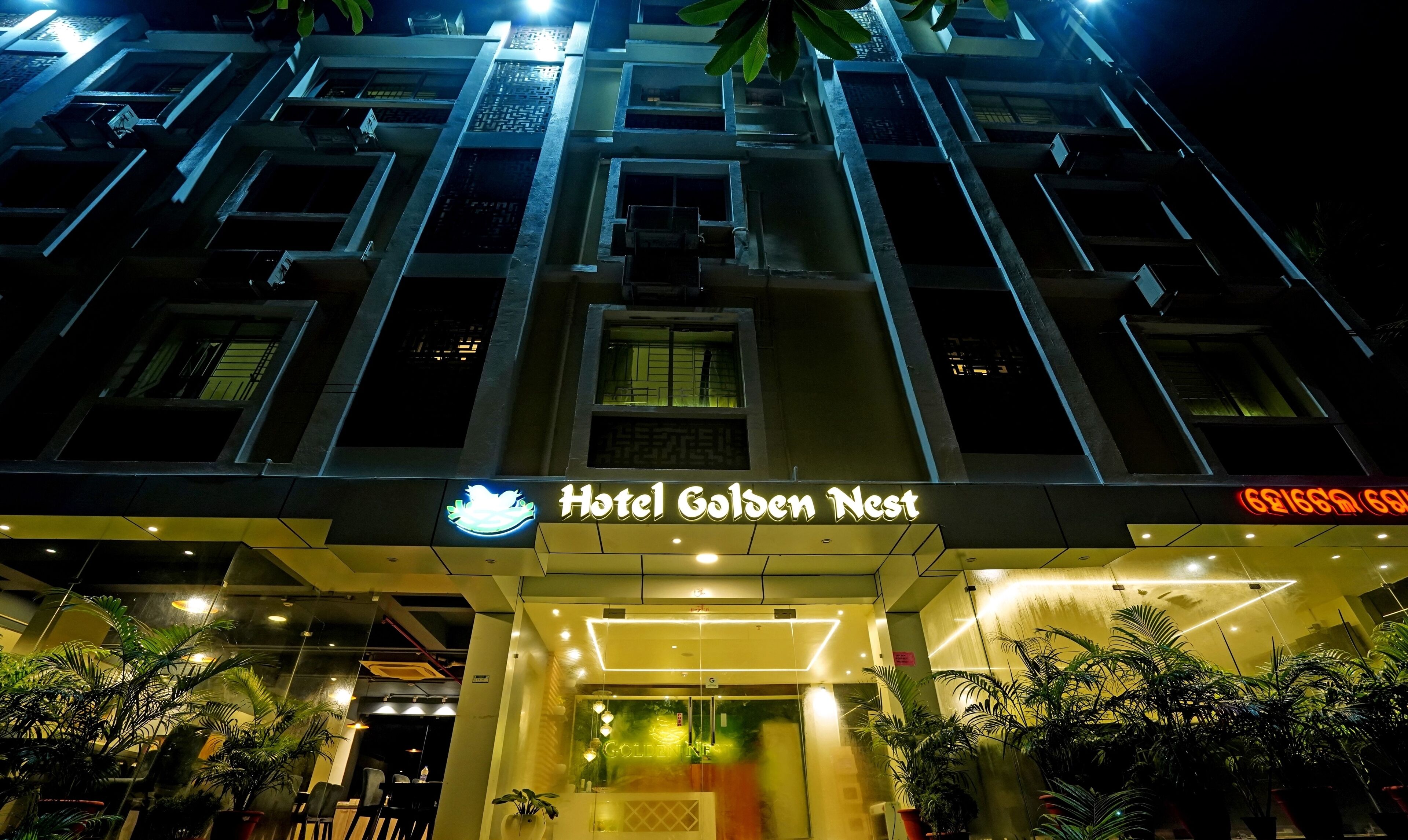 Treebo Trend Hotel Golden Nest