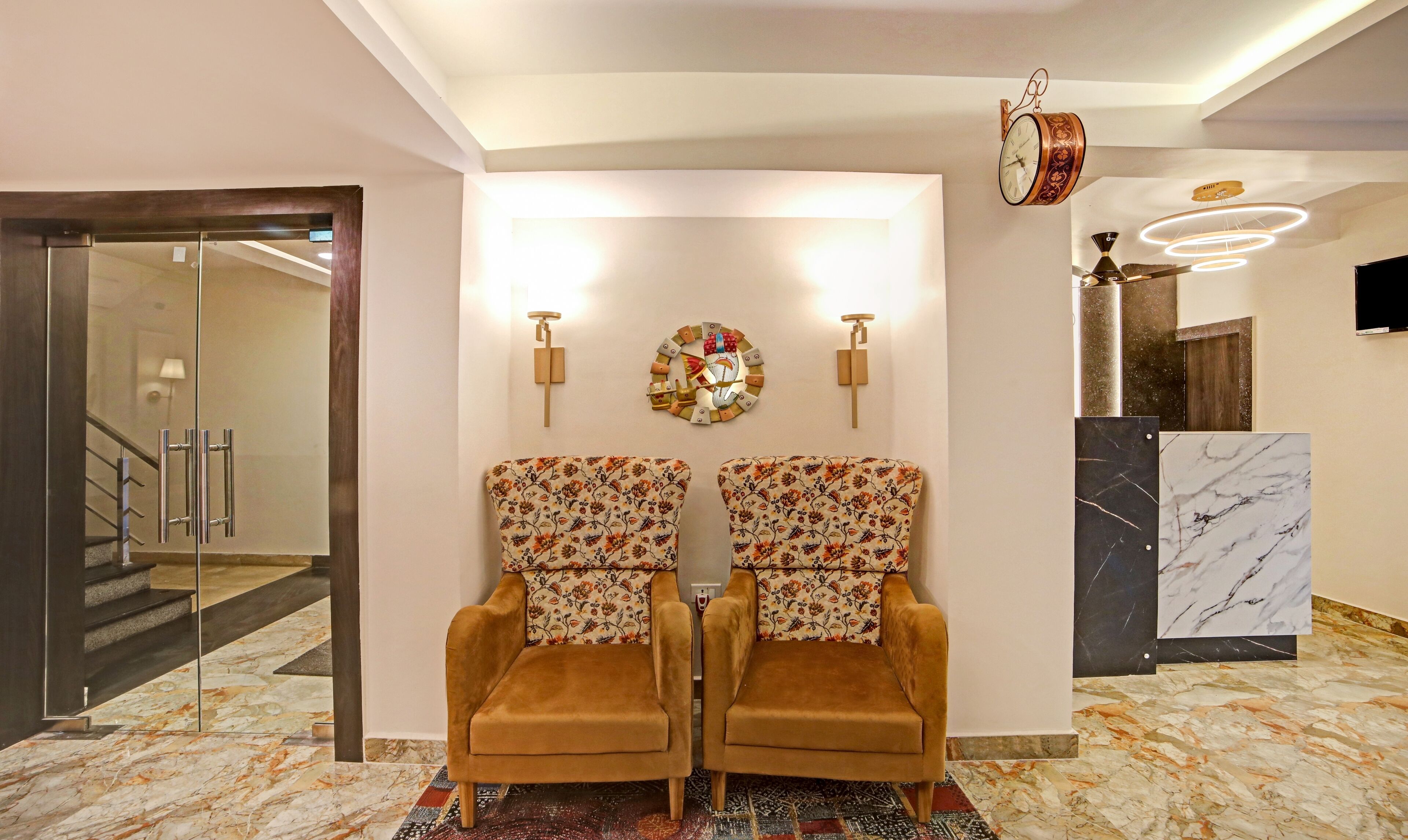 Treebo Trend Lazystay Elite