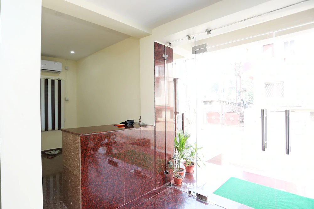 Triple Tree Hotels & Resorts By OYO Rooms