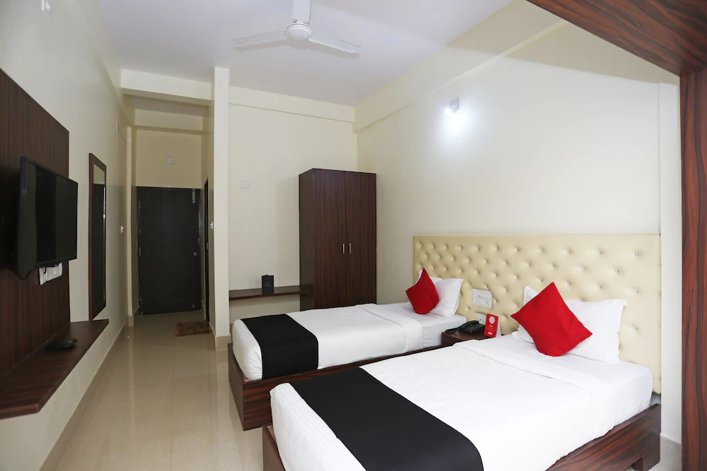 Triple Tree Hotels & Resorts By OYO Rooms