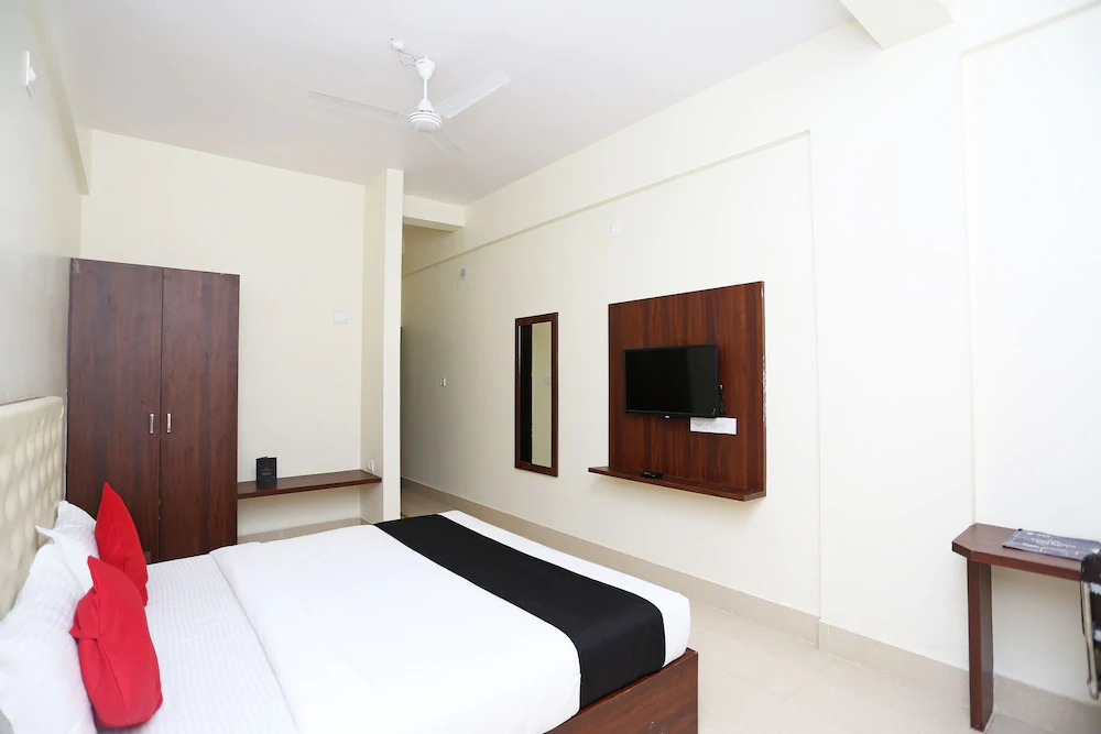 Triple Tree Hotels & Resorts By OYO Rooms