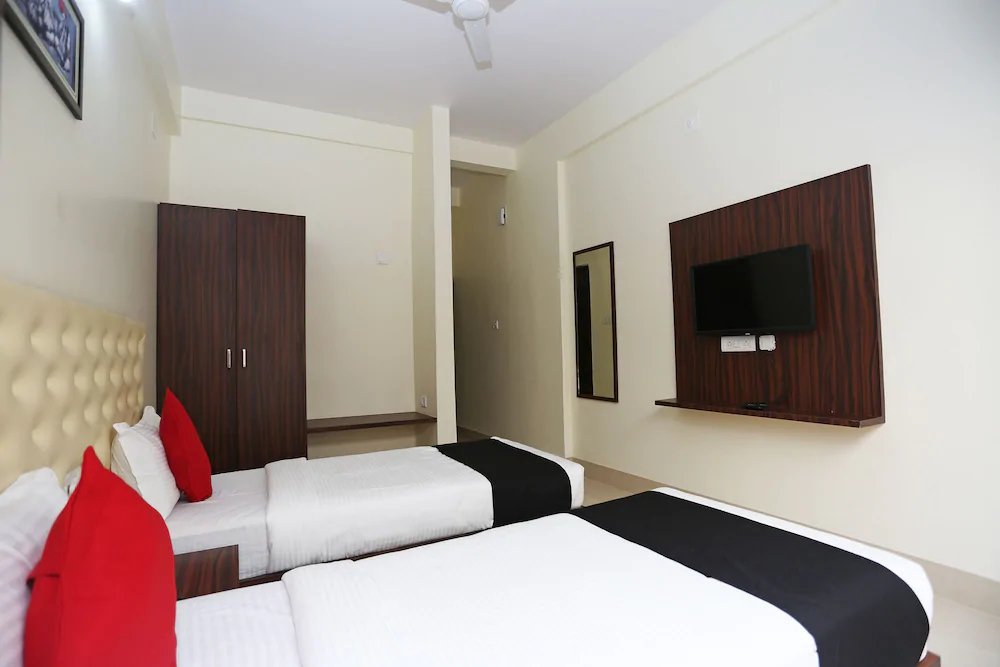 Triple Tree Hotels & Resorts By OYO Rooms