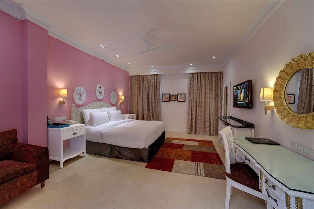 Mayfair Palm Beach Resort