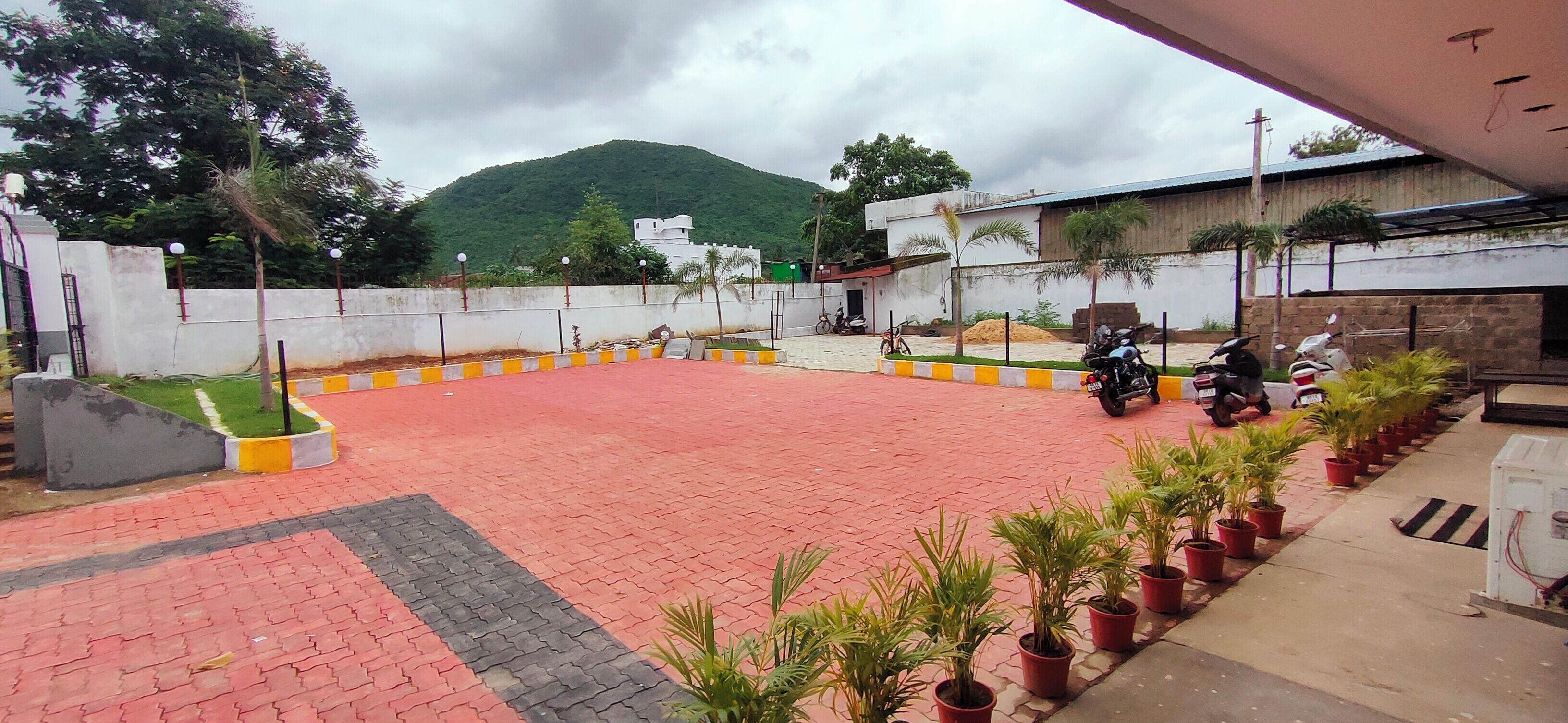 Hotel Sandhya