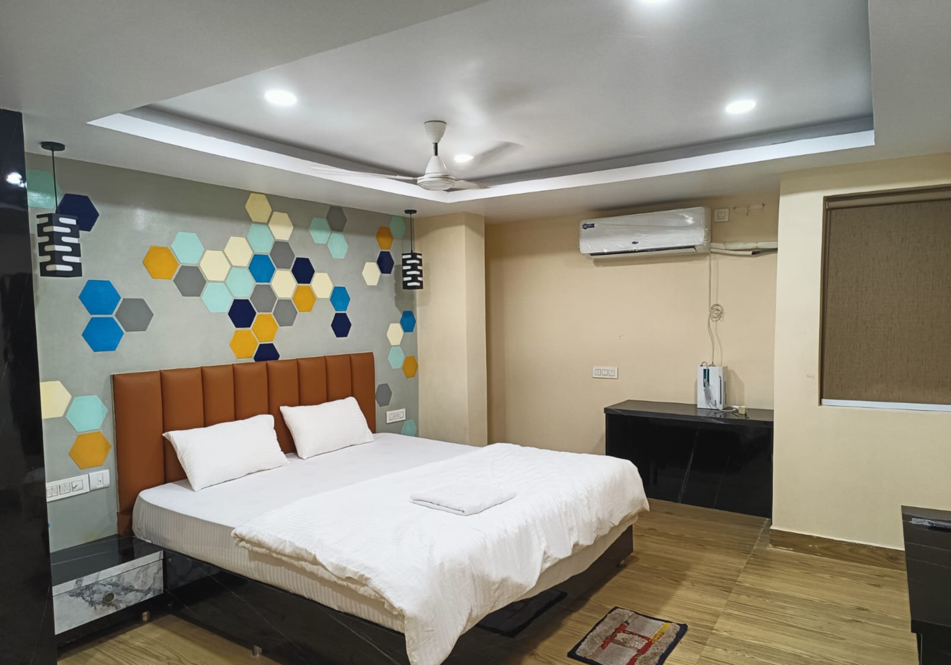 Goroomgo Santosh Inn Puri