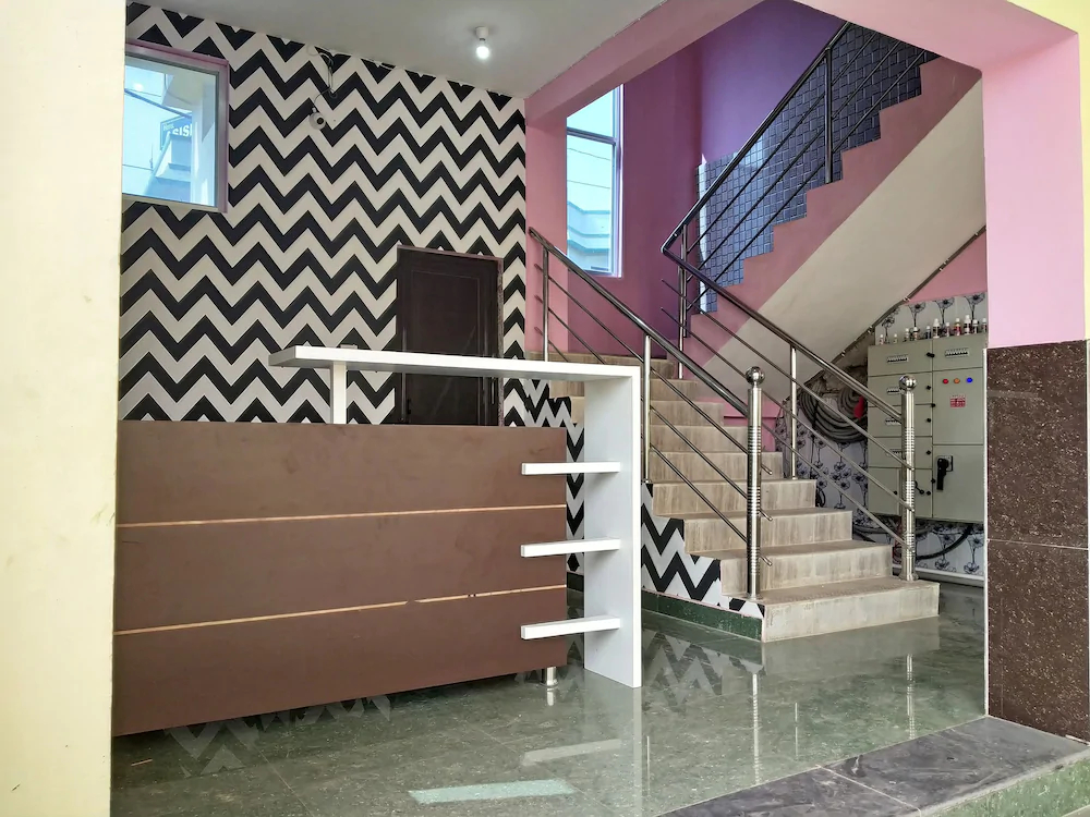 Hotel Blue Moon By OYO Rooms