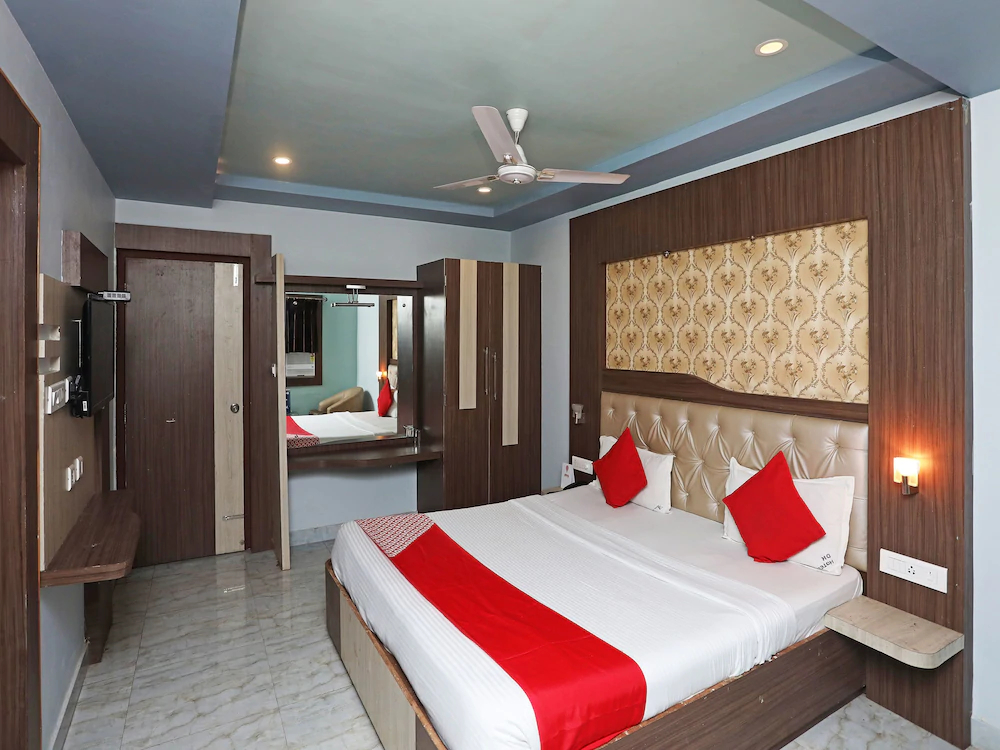 Hotel Dk By OYO Rooms