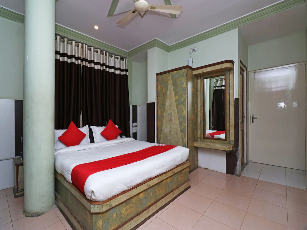 Hotel Golden Bangla by OYO Rooms