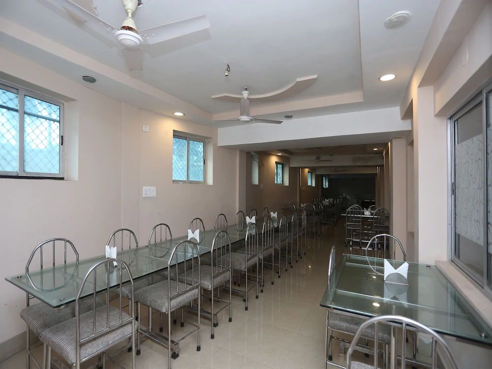 Hotel Larica By OYO Rooms