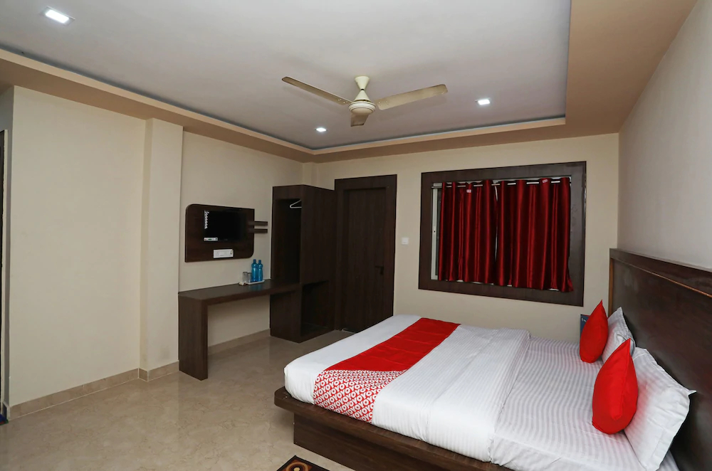 Hotel Manorama by OYO Rooms