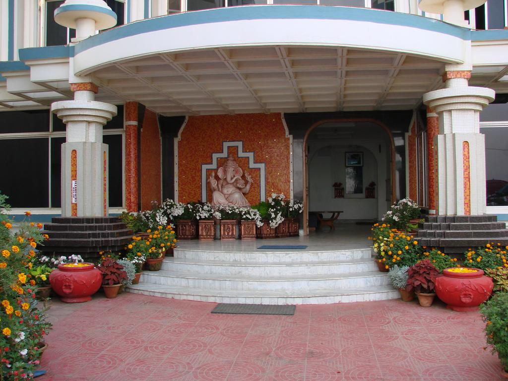 Hotel Puri Beach Resort