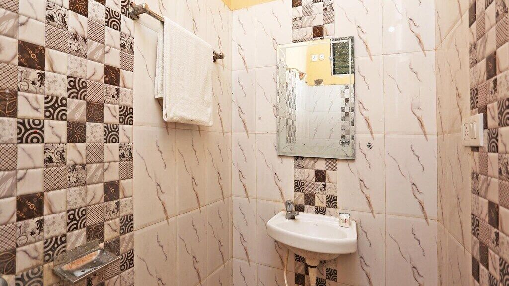 Hotel Sai Raghunath Palace