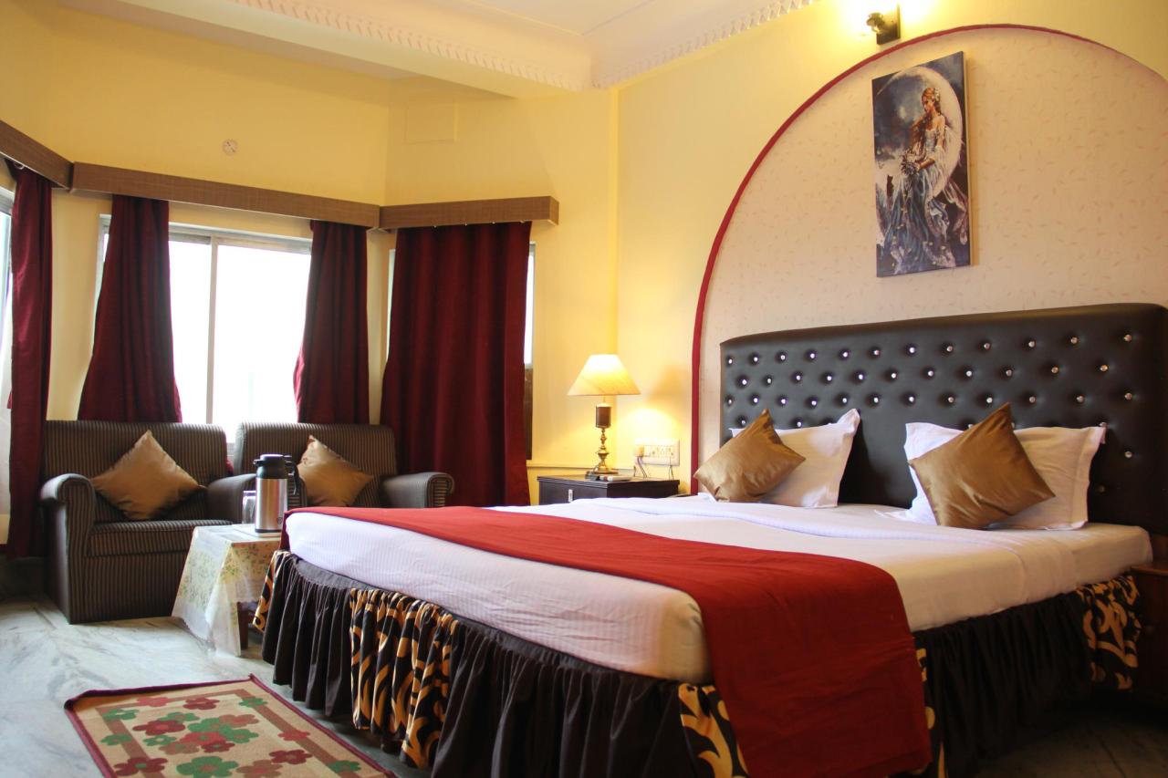 Hotel Sapphire International