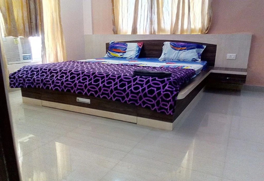 Janardan Homestay Puri