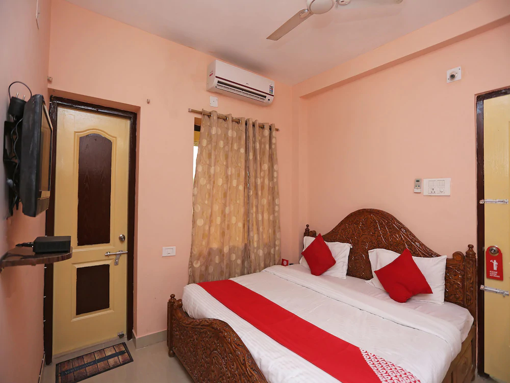 OYO 26586 Hotel Ashiyana Lagoon