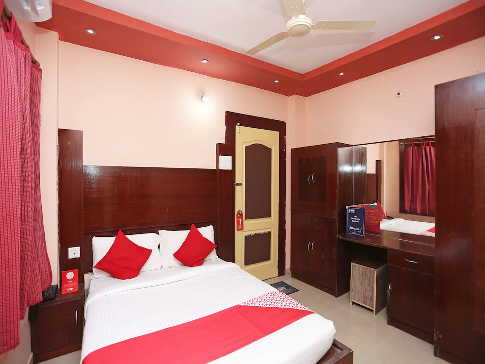 OYO 26586 Hotel Ashiyana Lagoon