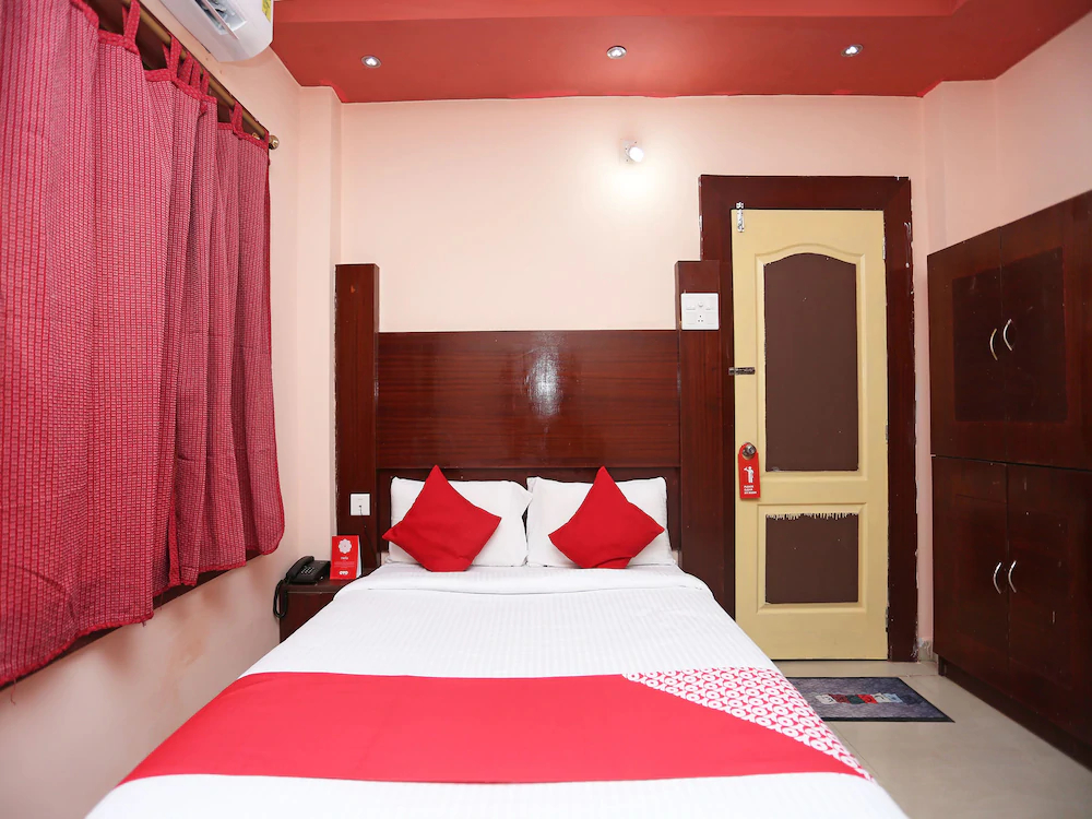 OYO 26586 Hotel Ashiyana Lagoon