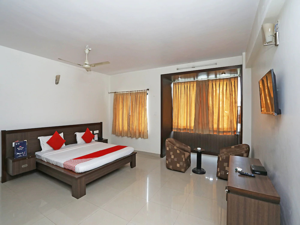 Pragati Beach Resort By OYO Rooms