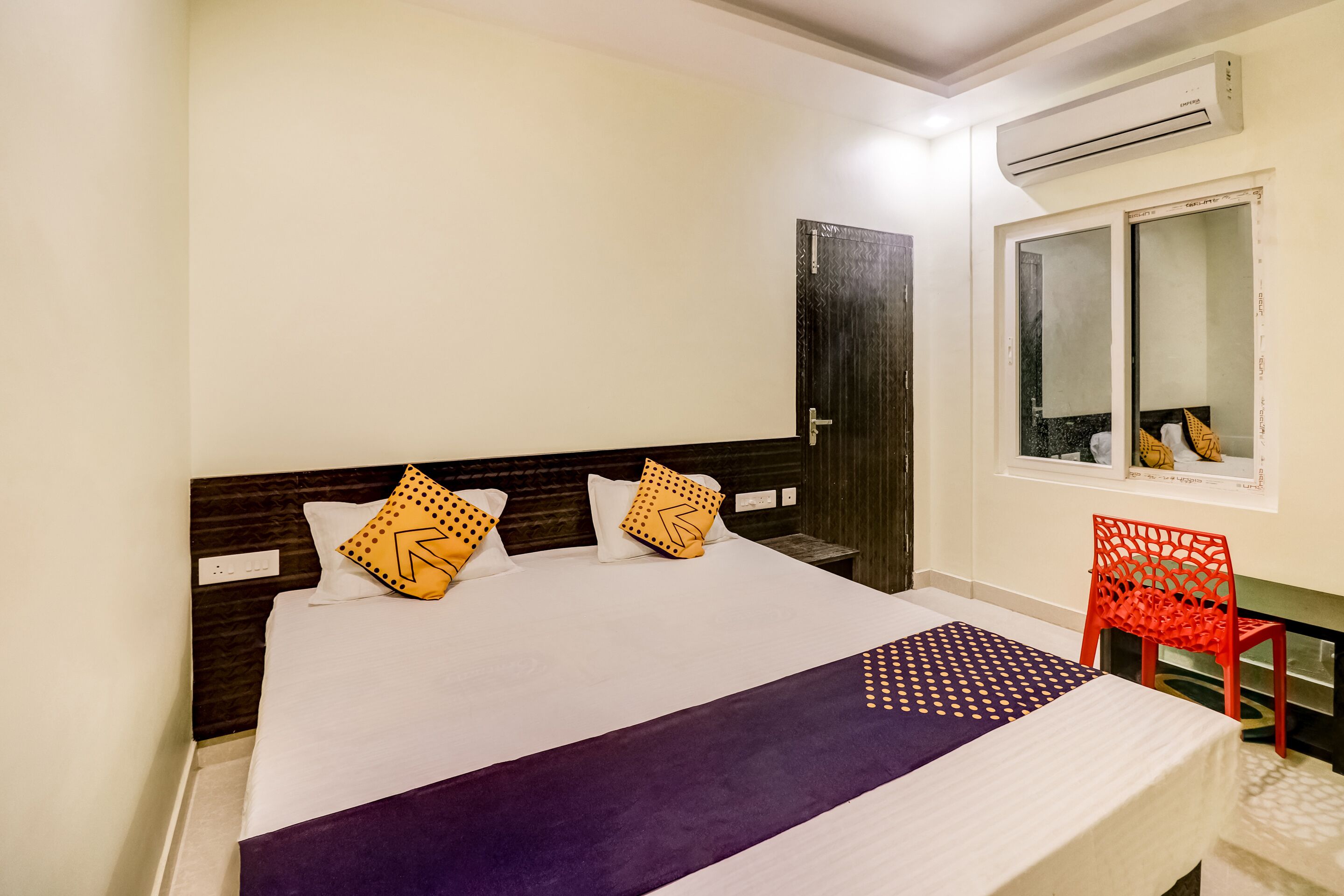 Unique Beach Inn by OYO Rooms