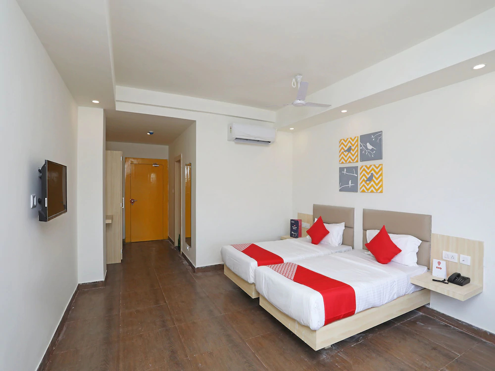 Yellow Hotels By OYO Rooms