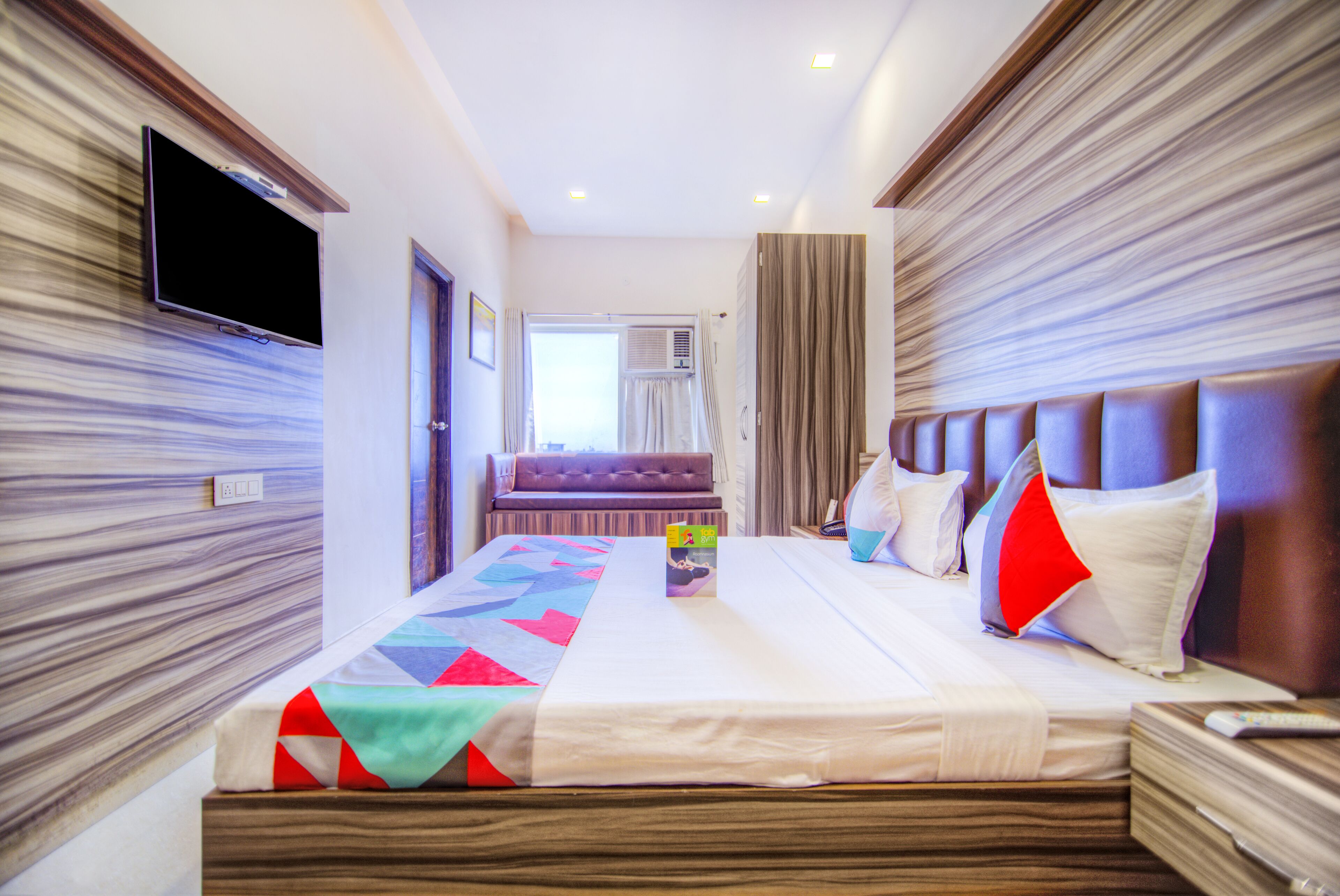 Boss by FabHotels