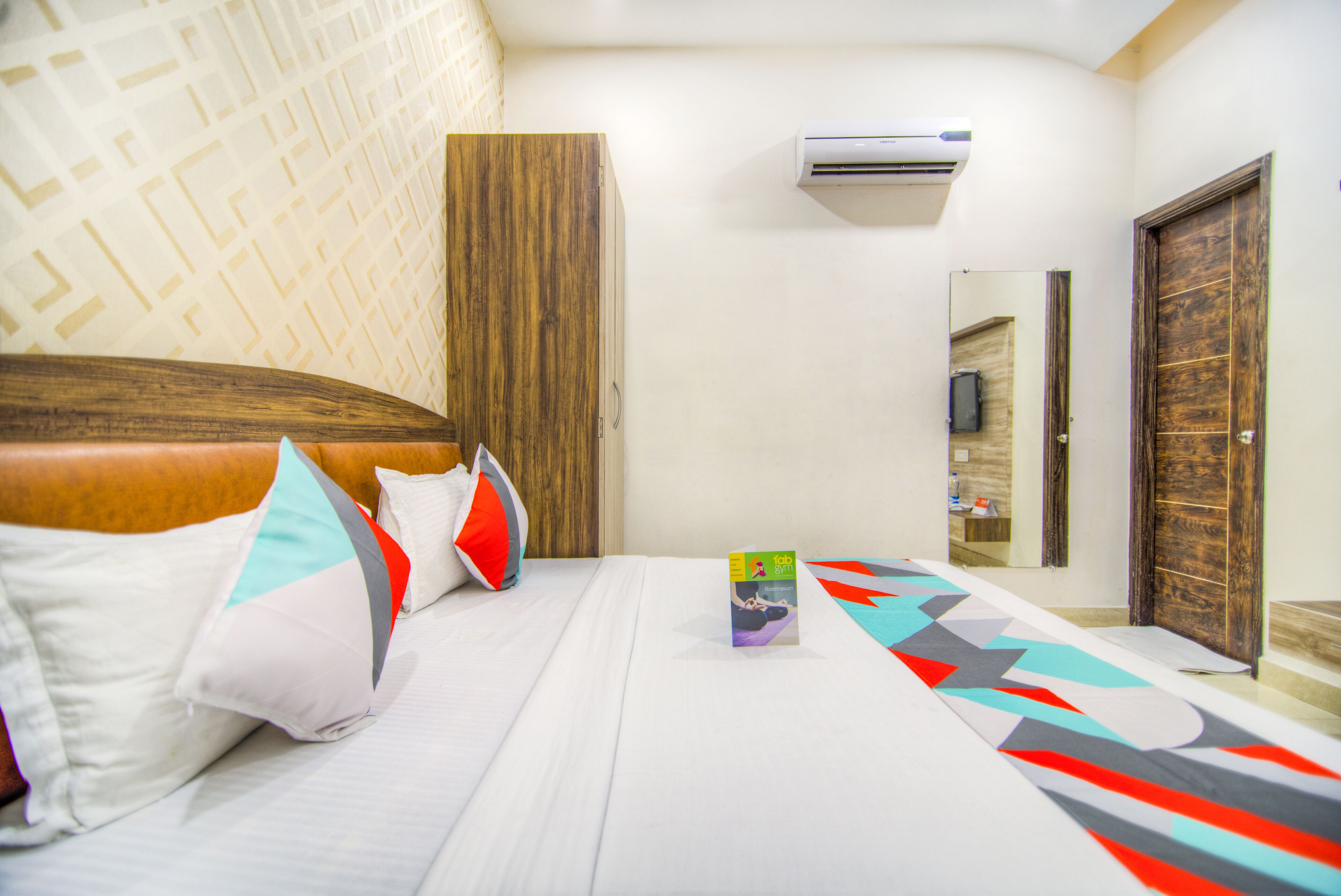 Boss by FabHotels