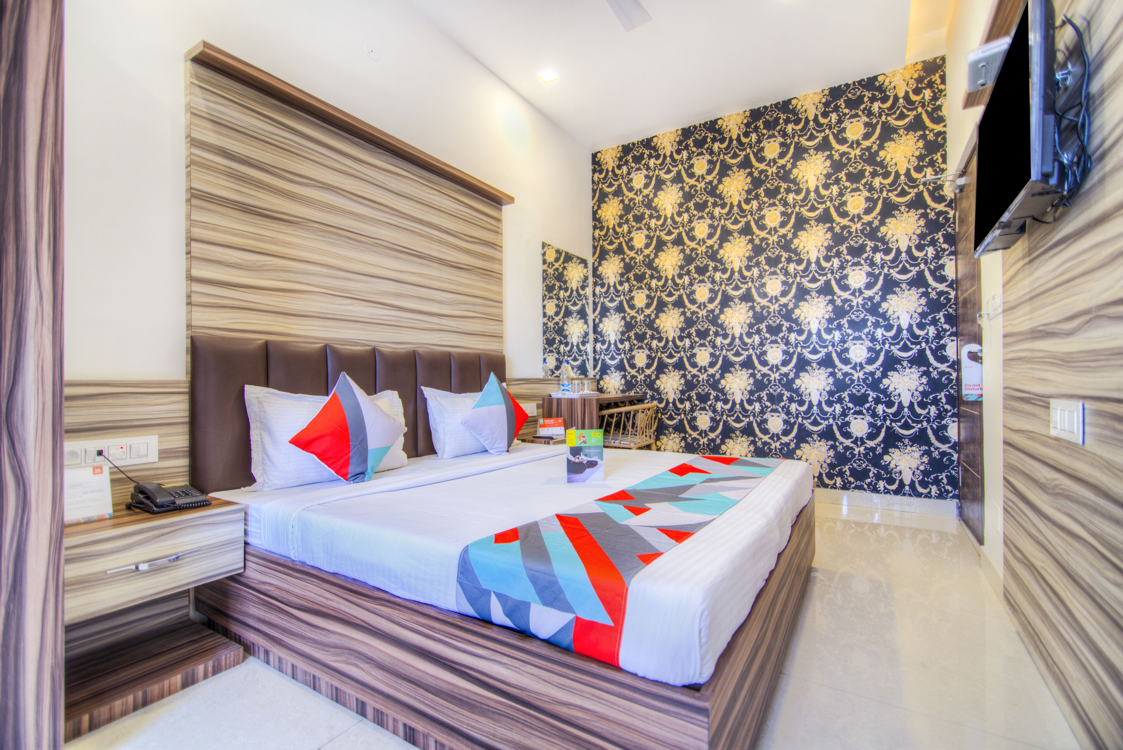 Boss by FabHotels