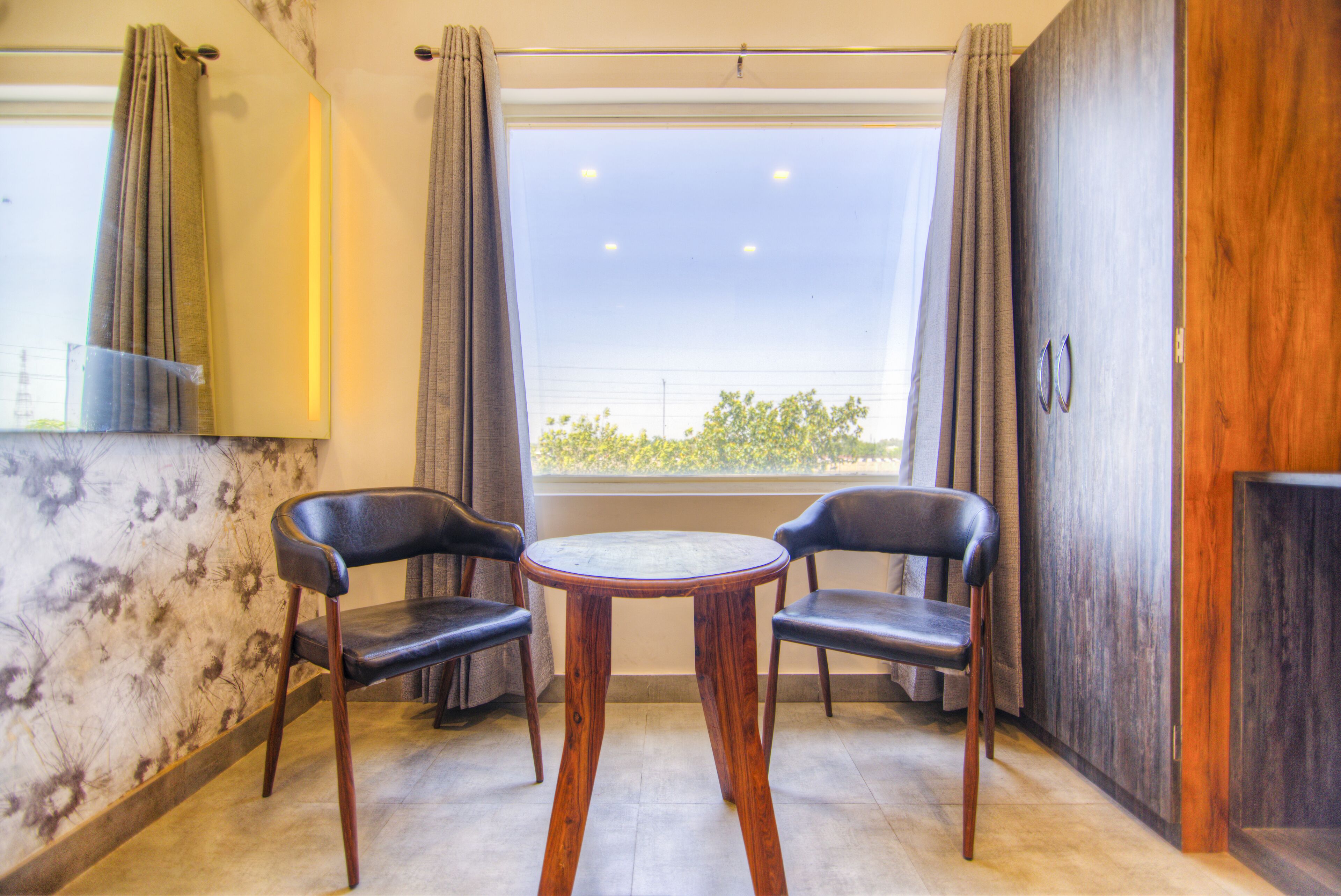 Boss by FabHotels