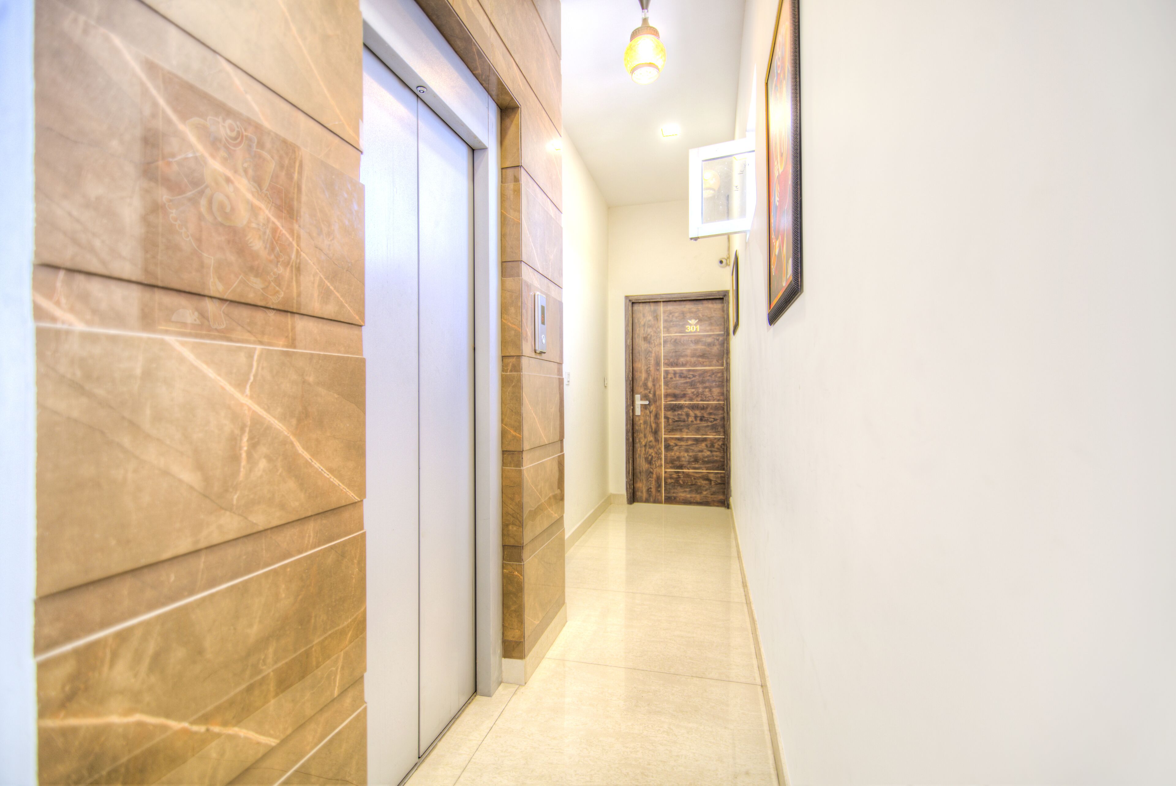 Boss by FabHotels