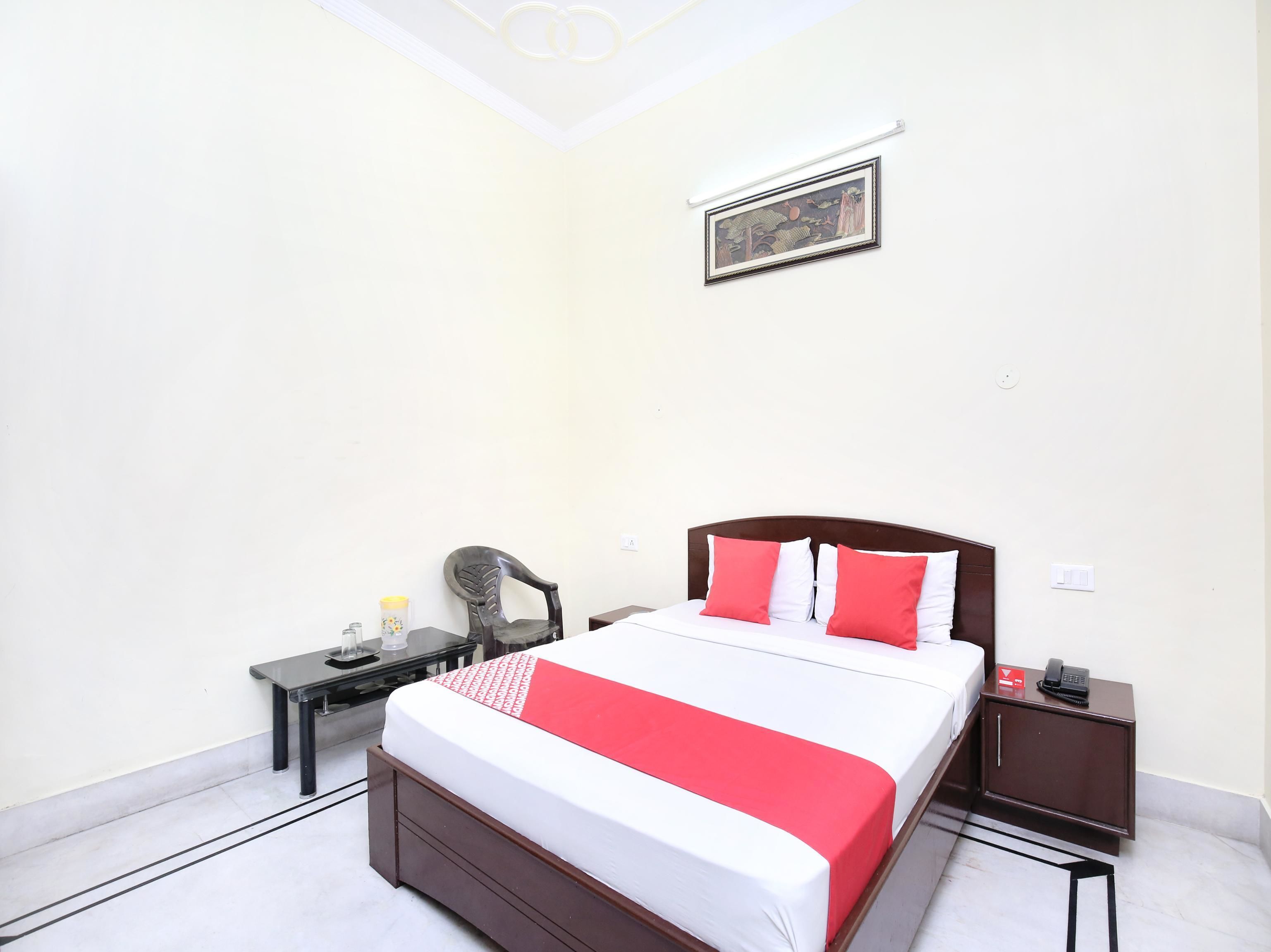 Dhingra Residency by OYO Rooms