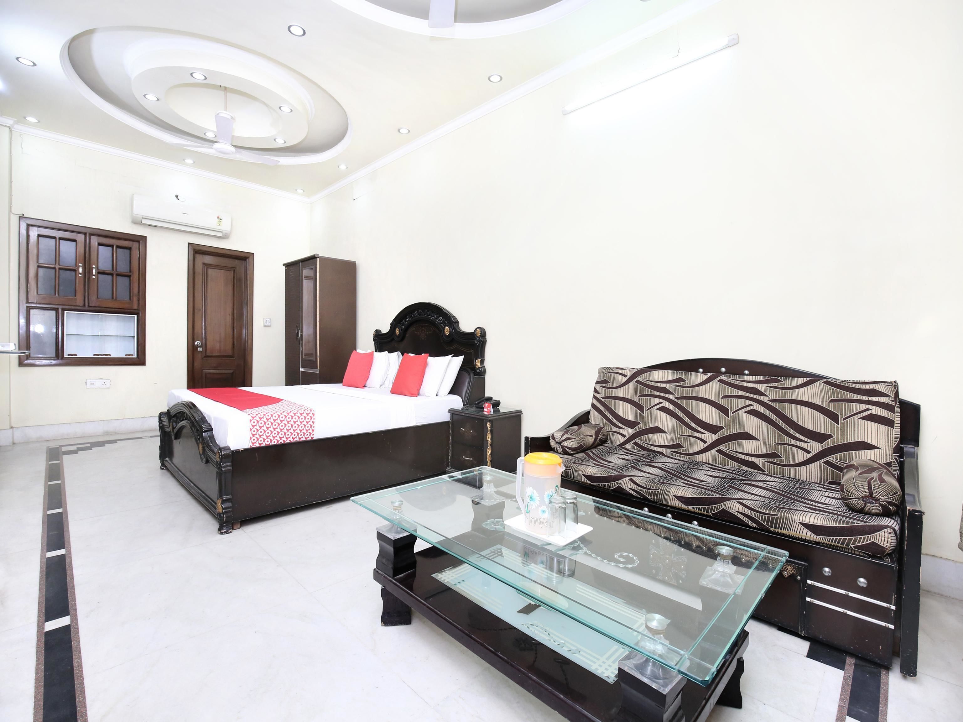 Dhingra Residency by OYO Rooms