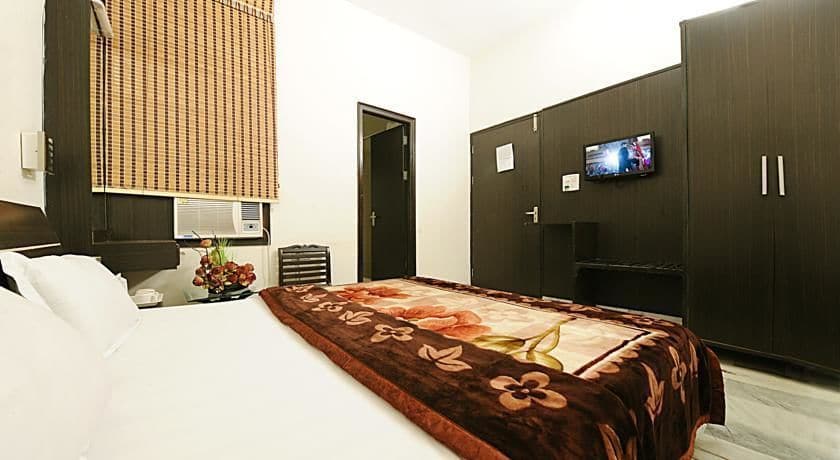 Hotel Akaal Residency