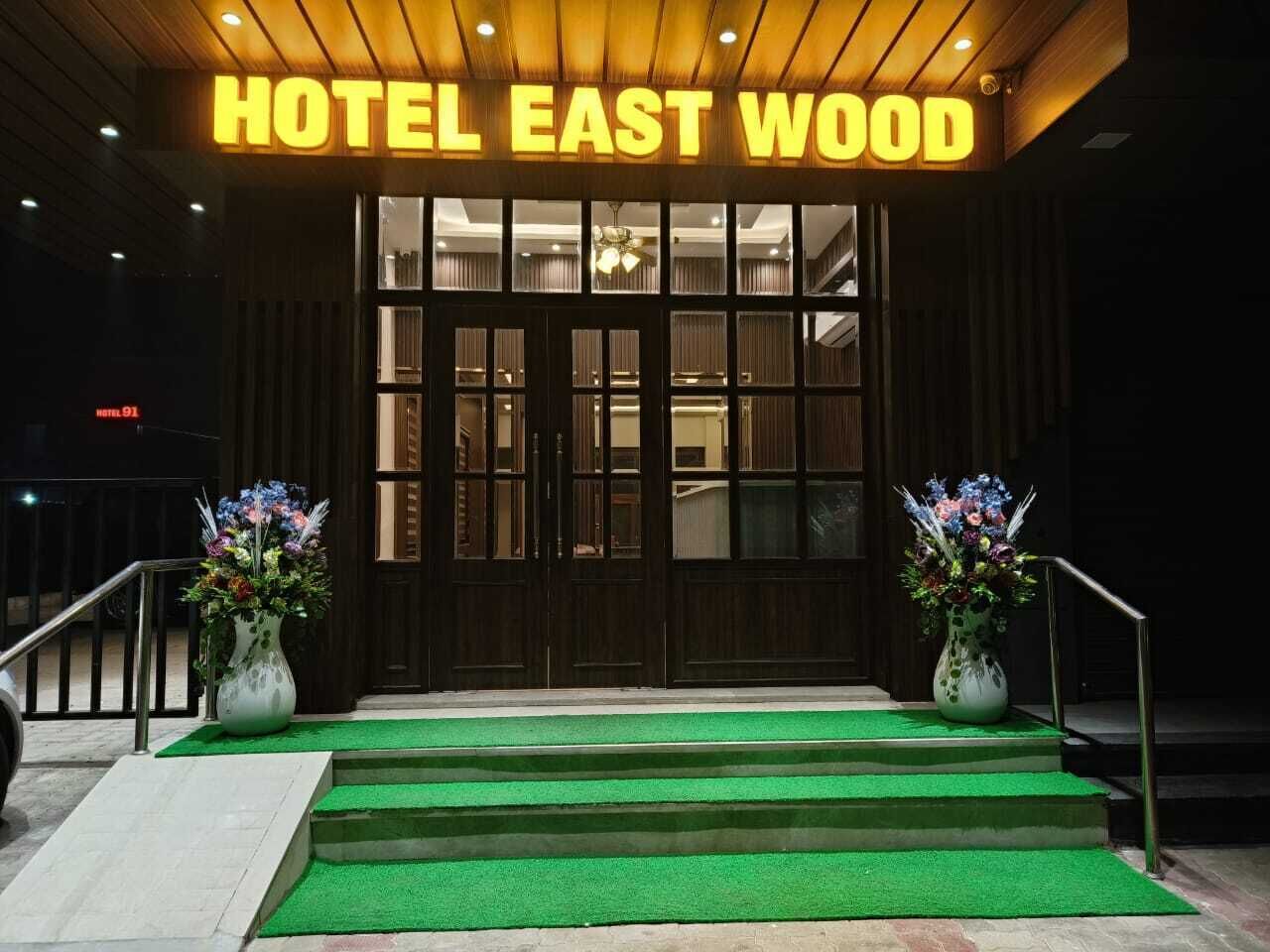 Hotel East Wood