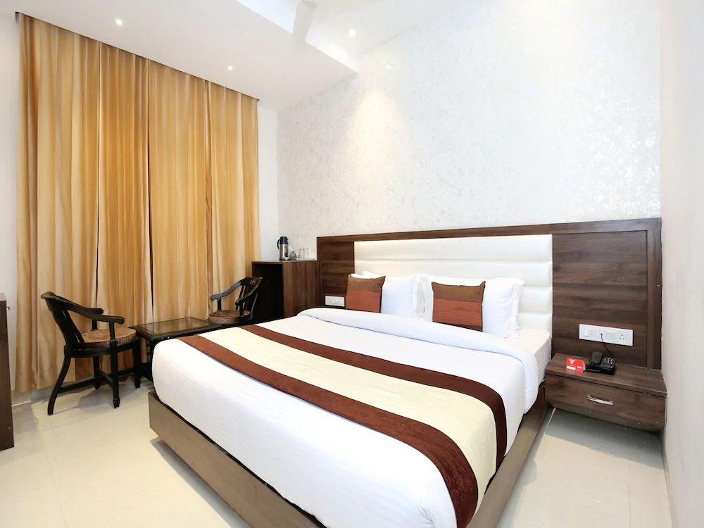 Hotel Grand Star by OYO Rooms