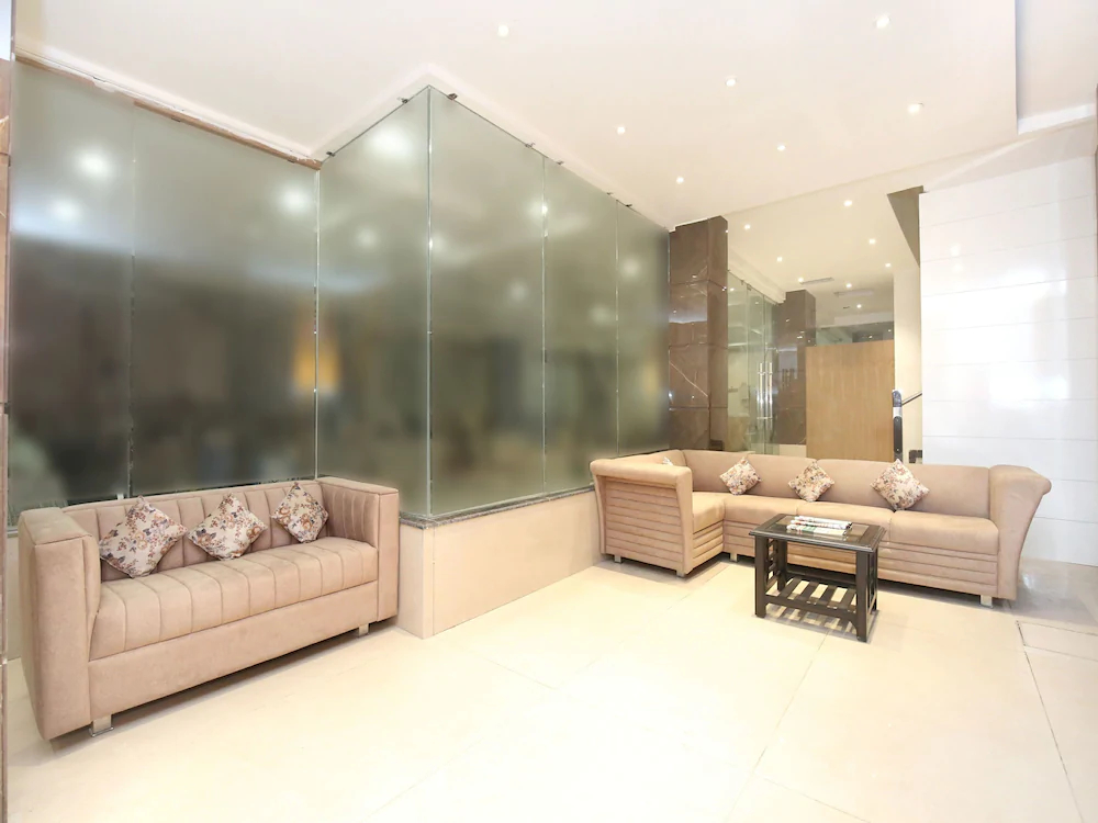 Hotel Grand Star by OYO Rooms