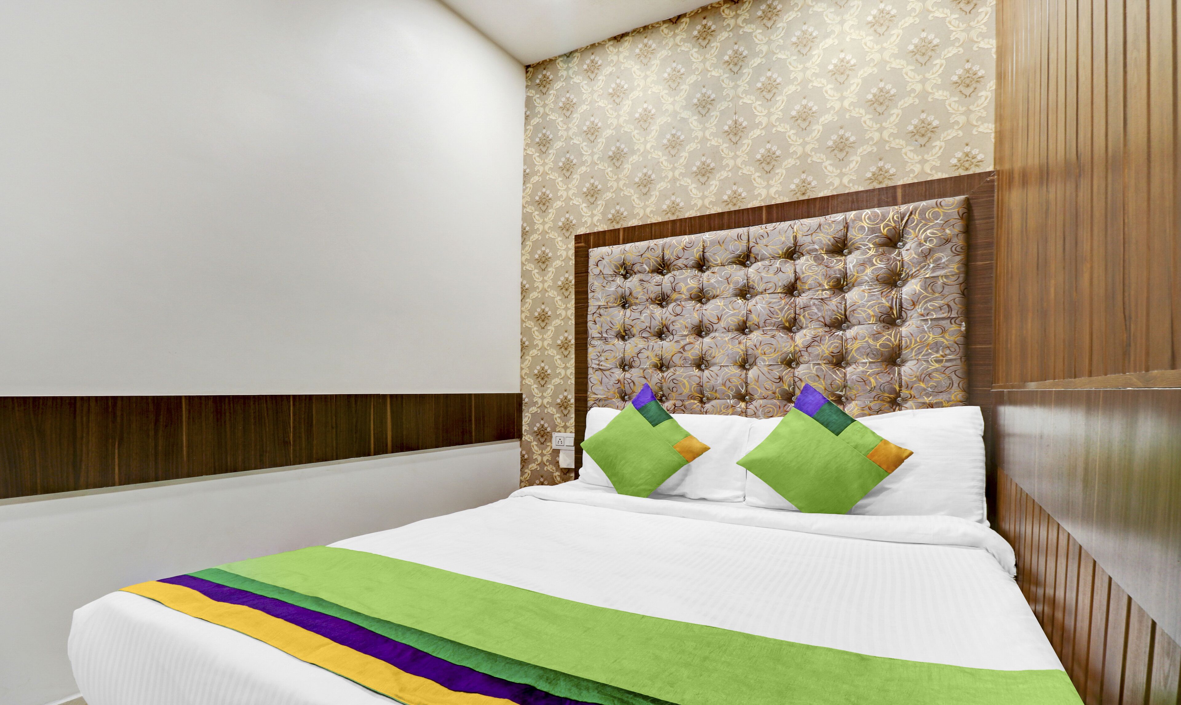 Hotel PVRX Amritsar by Treebo Trend