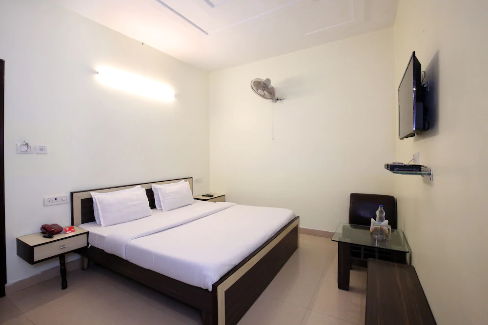 Trumpets Hotel by OYO Rooms