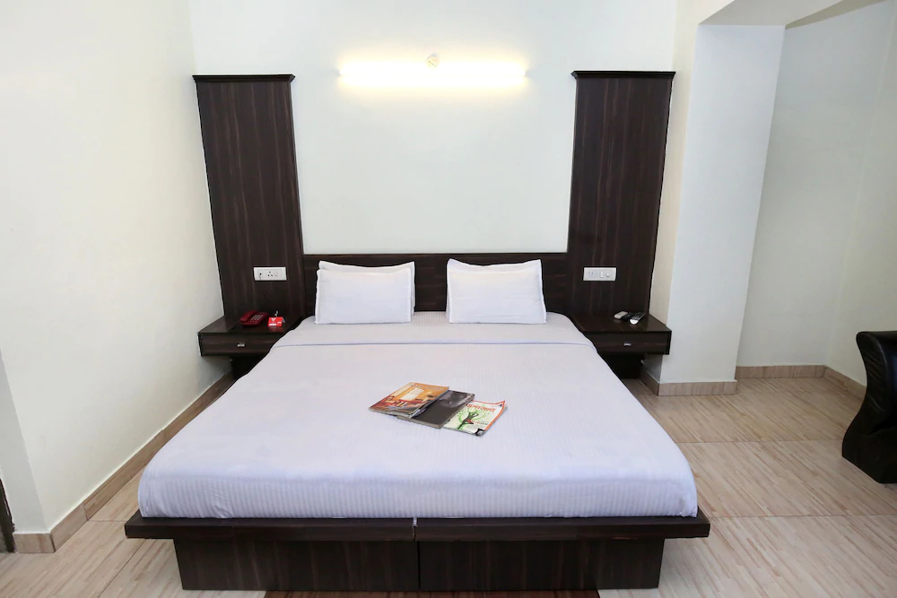 Trumpets Hotel by OYO Rooms