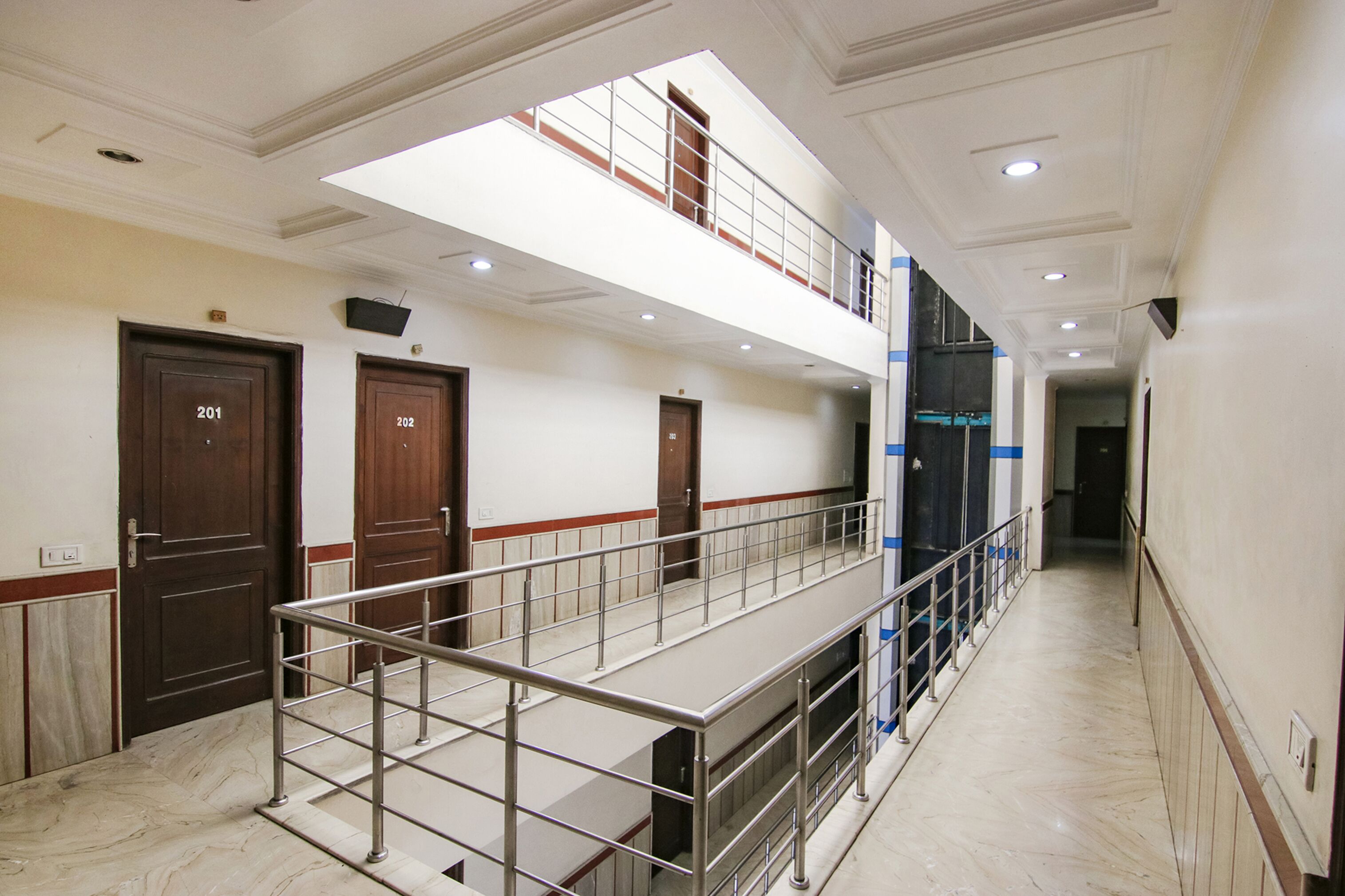 FabHotel Jalandhar Corporate Suites