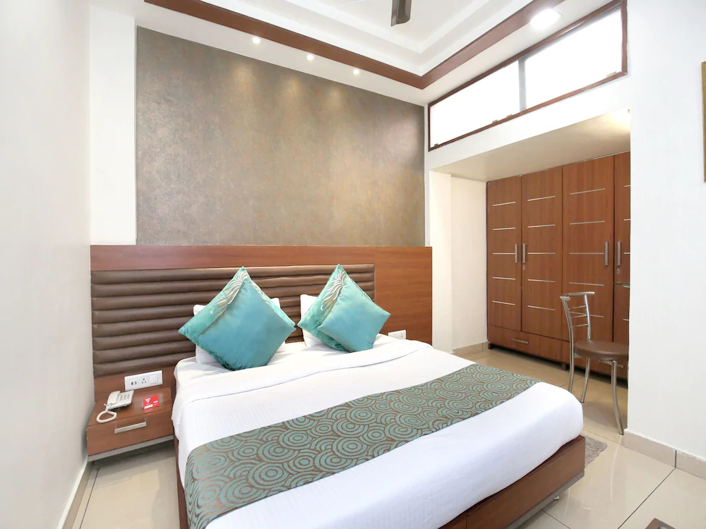 Hotel 24x7 Inn