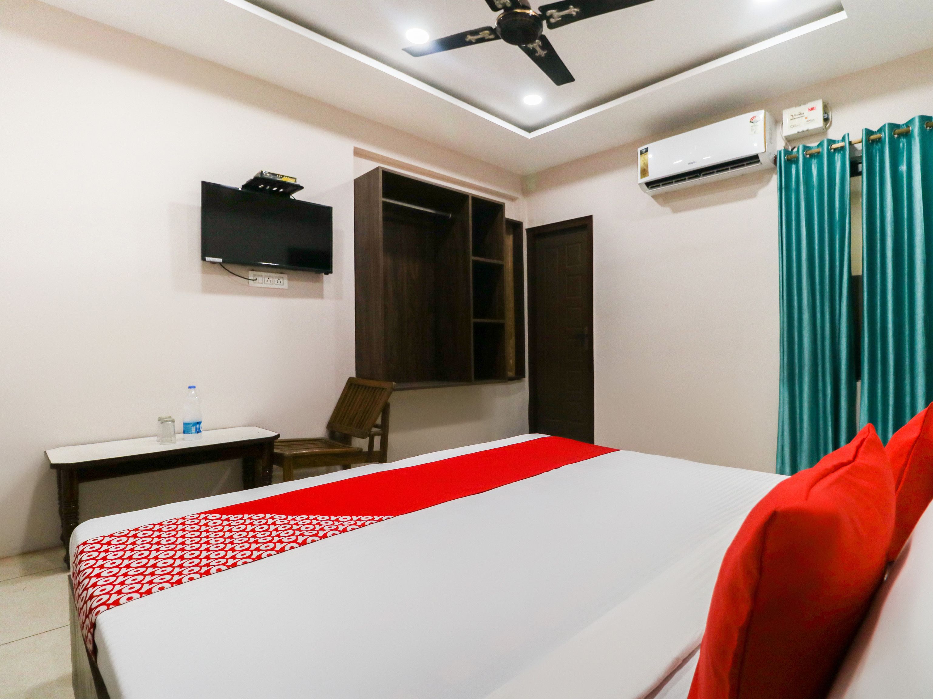 Malaya House by OYO Rooms