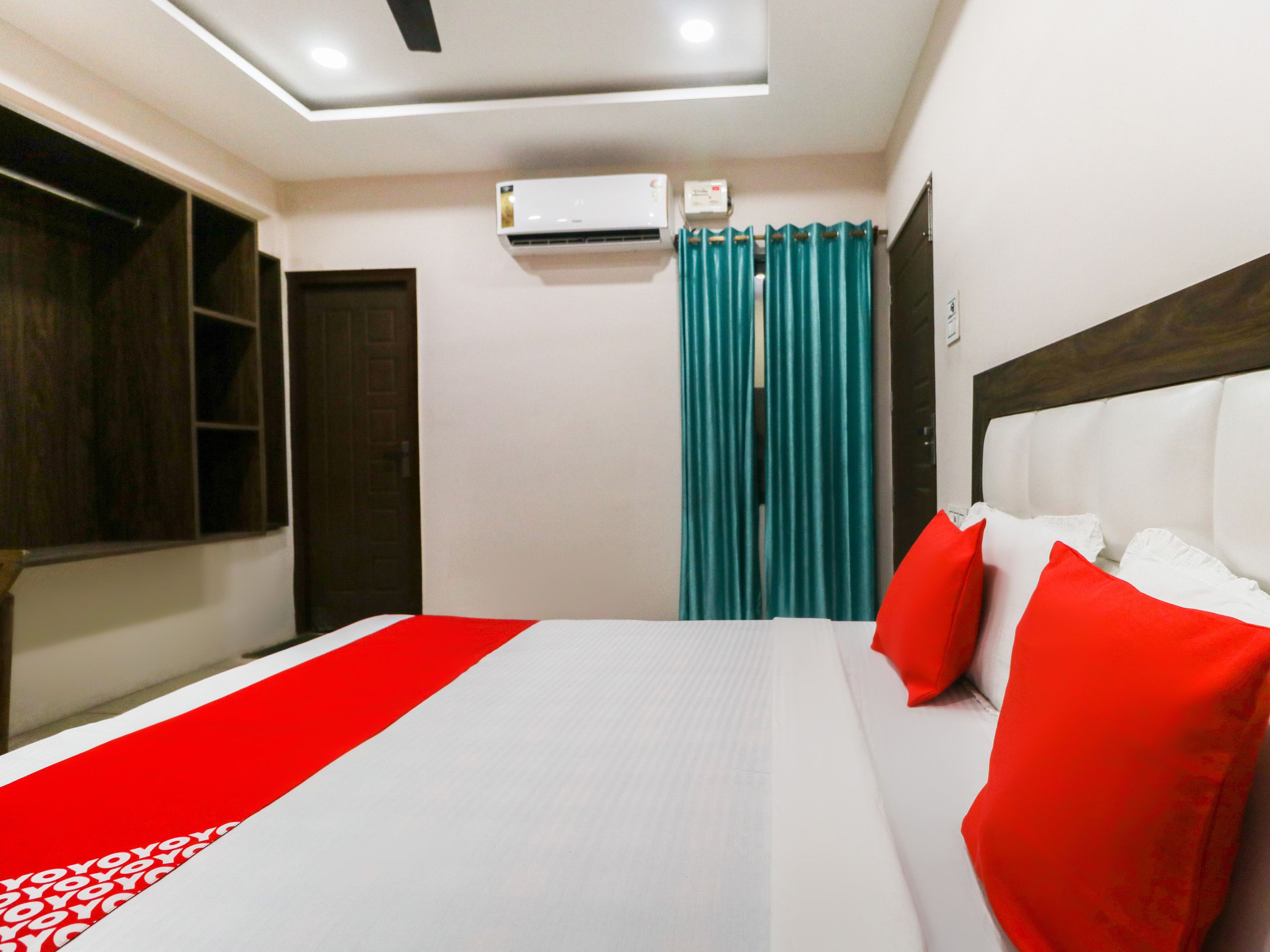 Malaya House by OYO Rooms