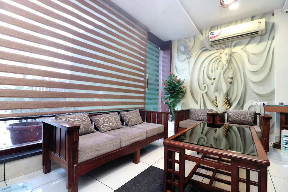 OYO 22012 Hotel B1