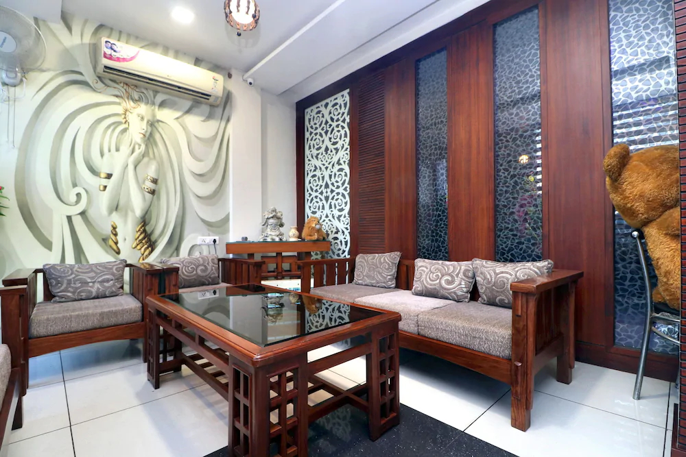 OYO 22012 Hotel B1