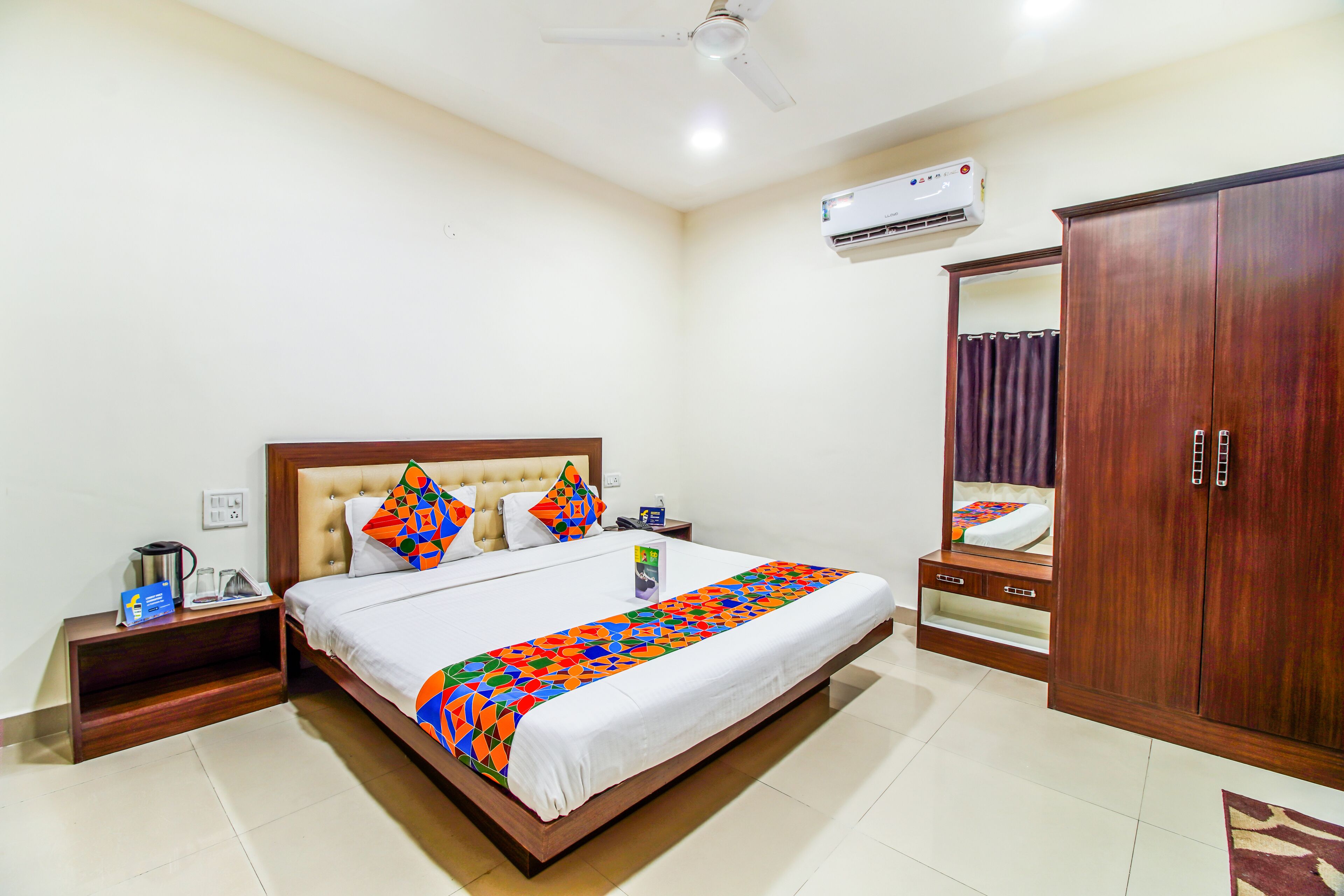 Fabhotel Casa